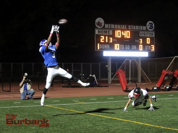Oharjee Brown caught two touchdowns including this nice grab (Photo by Ross A. Benson)