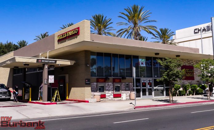 G-16 Well fargo & Media City CU (© Ross A Benson)