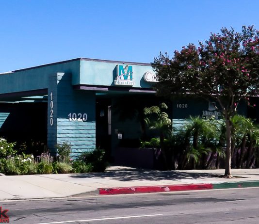 Smart Spending for a Stress-free Season: Tips to Control your Holiday Budget