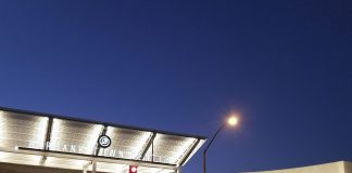 Burbank Town Center Ready for the Holidays