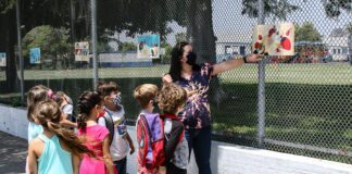 Burbank Elementary Schools Promote Reading Walks