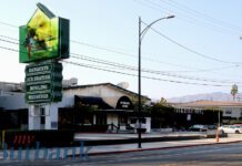 Bowlers Come Say Goodbye to Pickwick