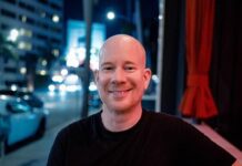 Darren Carter Brings Laughs to Burbank