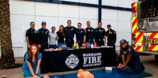Photo Gallery: Sidewalk “Hands Only” CPR Demonstration Attracts Adults, Kids and People Of All Ages