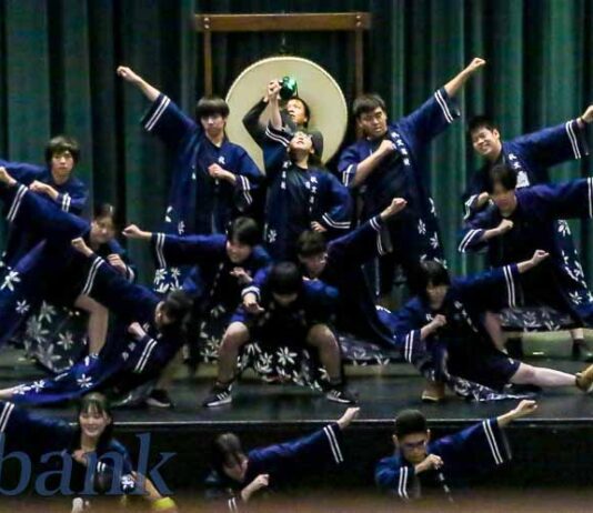 Muir Middle School Celebrates Annual Japan Day With Kimono Show, Music And Dance