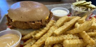 Hades Hot Chicken Impresses With Great Flavor, Fast Service hades hot chicken sandwich