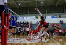 Burroughs Girls Volleyball In Dogfight With Burbank