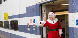 Metrolink’s Holiday Express Train Departs From Burbank December 9