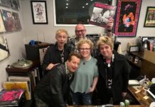 Green Day Visits Run Out Groove Records During Listening Party To Everyone’s Surprise