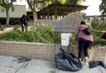 Volunteers Really DIG Helping Out Burbank Parks and Facilities
