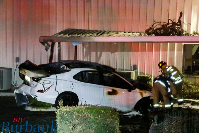 TA Sherman Way & Clybourn into K Rail © Ross A Benson)