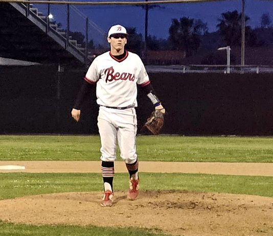 Burroughs Baseball Defeats Muir 8-1