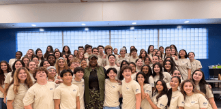Actress Retta Wins $172,200 on Celebrity Wheel of Fortune for Burbank Youth Vocal Arts Foundation