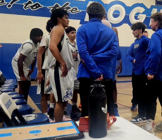 Burbank Boys Basketball Wallops Upland 73-33