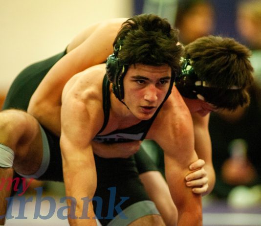 Burbank Wrestlers Blasts Hoover In Rio Hondo League Match 69-9
