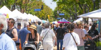 Downtown Art Festival Attracts Thousands