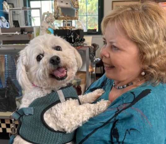 Burbank Social Entrepreneur and One of the Longest Living Kidney Failure Survivors Lori Hartwell Celebrates 60th Birthday