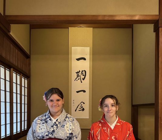 Burbank High School Students Study Abroad In Japan japan