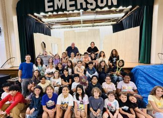 Broadway’s Kevin Chamberlin Visits Emerson Elementary Students