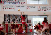 Burroughs Girls Volleyball Downs La Canada In Sweep