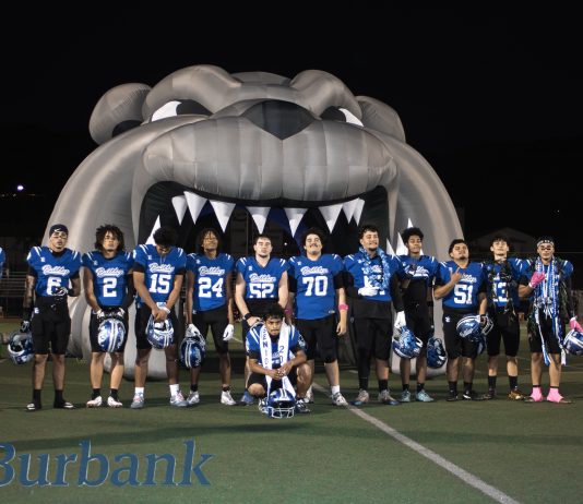 Burbank Football Falls To La Canada 22-14 In Arroyo League Contest