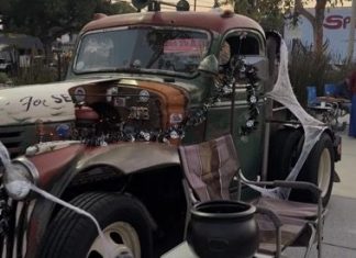 UMe Credit Union’s Fourth Annual Trunk or Treat Brings Classic Cars, Creative Costumes and Candy Galore to Magnolia Park